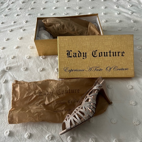 Lady Couture Beauty Champagne Heels - Picture 2 of 3